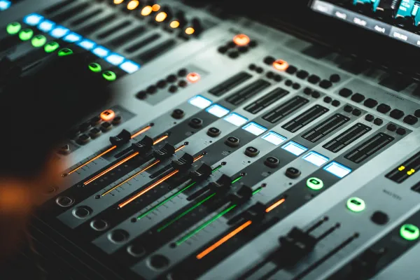 Микшерные пульты
